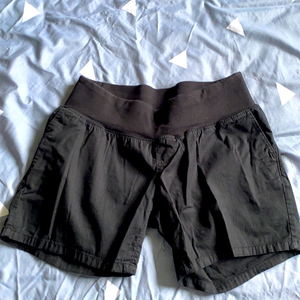 Liz Lange Maternity Shorts